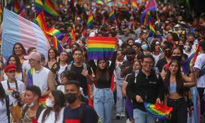 Matrimonio igualitario ya es legal en todo México; michoacanos opinan