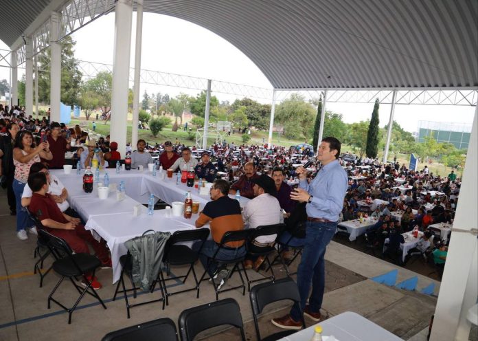 Líderes de empresas recolectoras de basura, reconocen labor de Alfonso Martínez