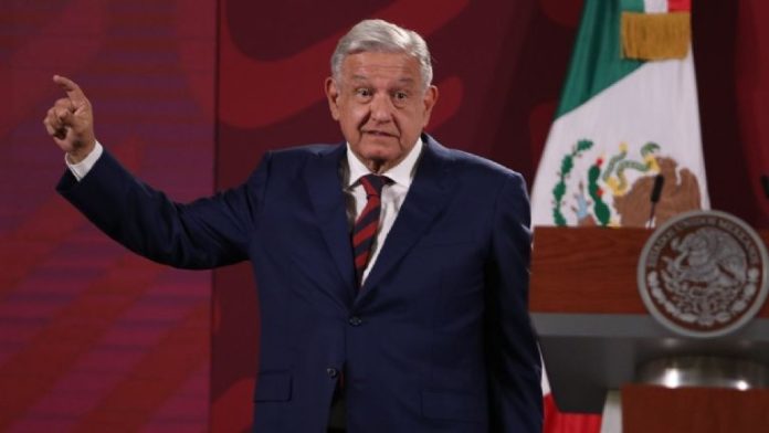 AMLO no quitará el dedo del renglón en la reunión con el CEO de Walmart