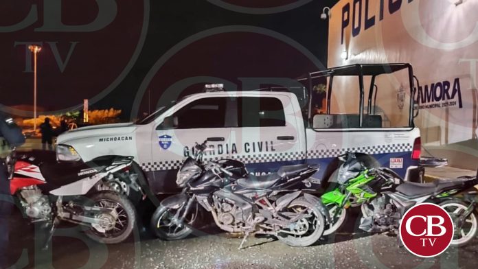 GC asegura a 18 personas y 5 armas en Blindaje Zamora