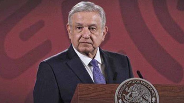 AMLO reconoce labor de militares por salvar a un niño electrocutado