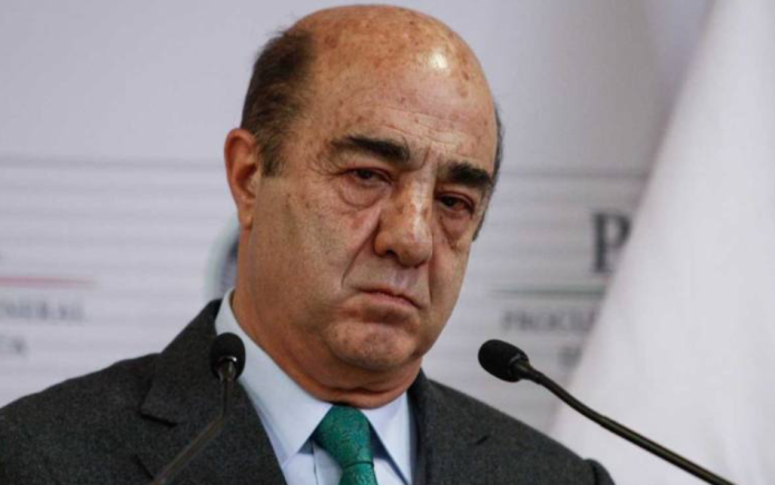 Jesús Murillo Karam es trasladado a otro hospital para continuar con su tratamiento