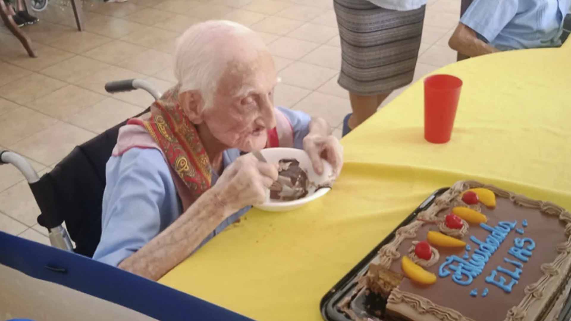 Dif rescata a uno de los hombres más longevos de México; cumplió 114 años Dif rescata a uno de los hombres más longevos de México; cumplió 114 años