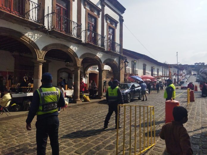 Saldo blanco en la Noche de Muertos en Michoacán