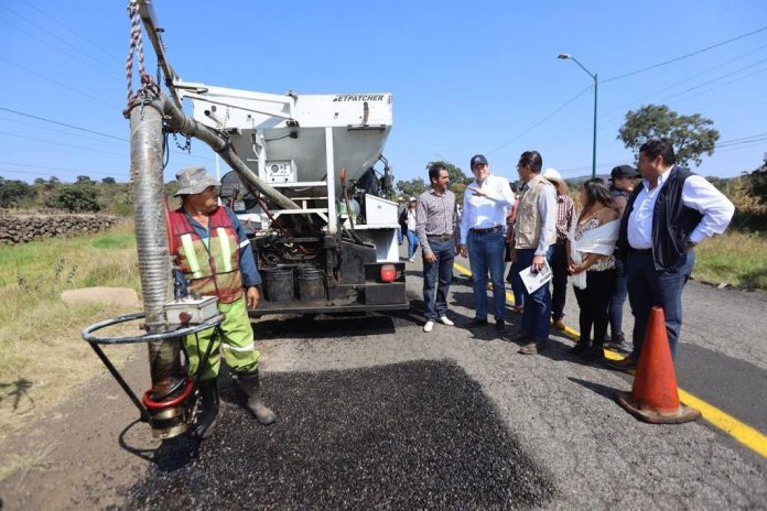 Con obras y servicios, Alfonso Martínez mejora calidad de vida en Cuto de la Esperanza
