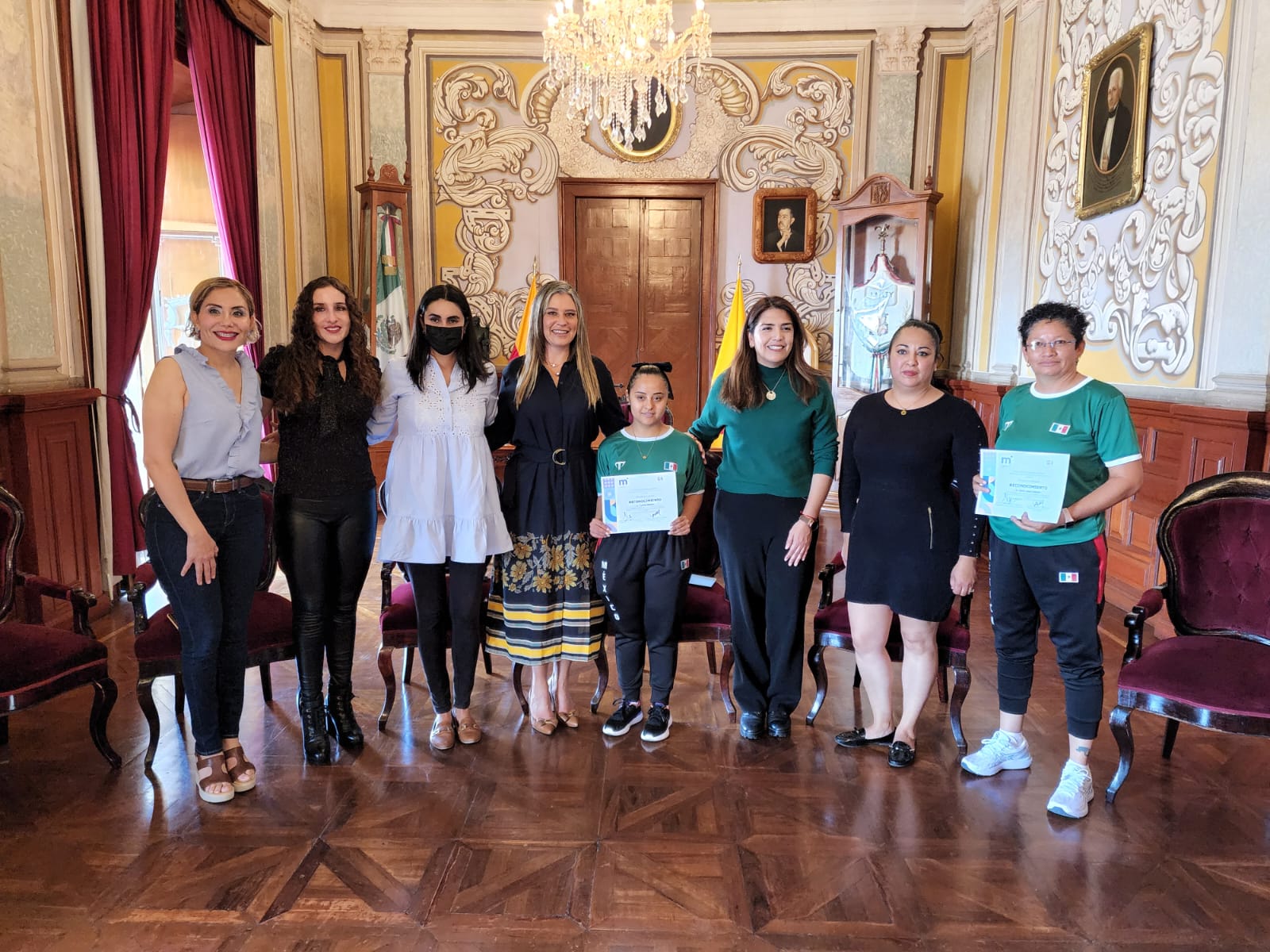 Entregan reconocimiento a Cinthya Romero por su reciente participación en competencias de Portugal Entregan reconocimiento a Cinthya Romero por su reciente participación en competencias de Portugal