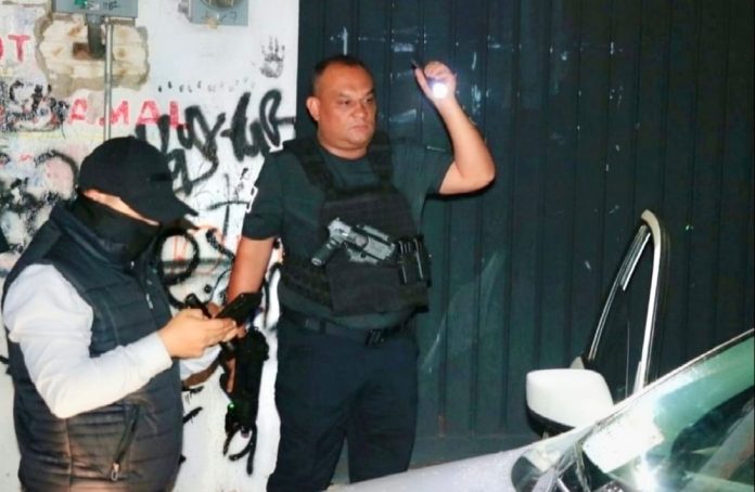 En distintos hechos del Blindaje Morelia, Guardia Civil detiene a dos con arma de fuego, droga y un vehículo