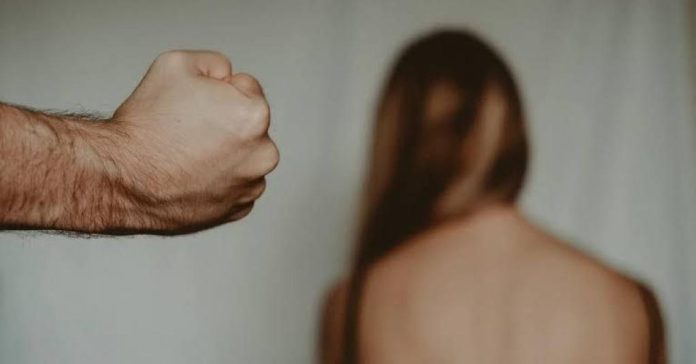 En Michoacán, más de 42% de mujeres sufren violencia en pareja