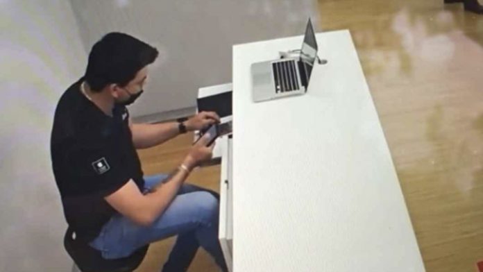Lleva a reparar su celular y le roban 5 mil pesos desde app del banco