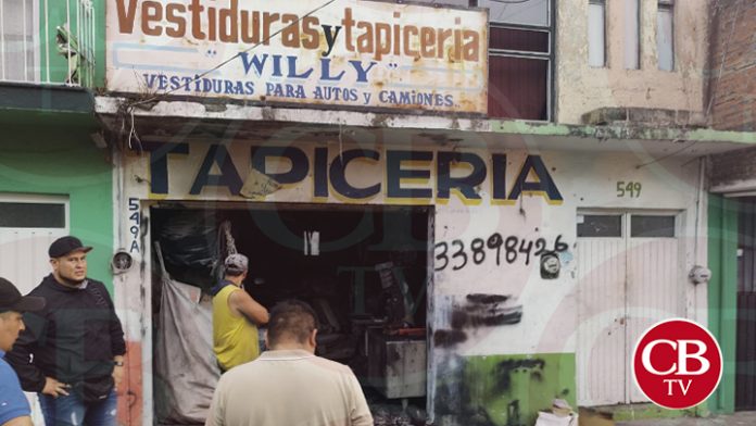 Se quema tapicería en la Vasco de Quiroga en Morelia
