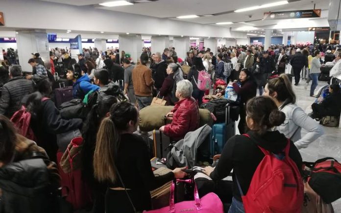 Por el frío, cancelan vuelos de Morelia a Tijuana