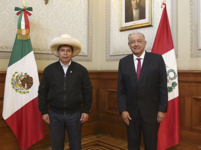 López Obrador lamenta destitución de Pedro Castillo como presidente de Perú