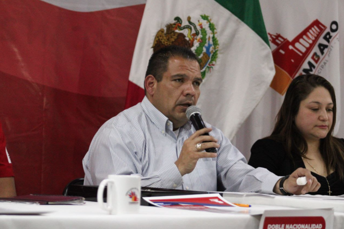 Presenta Bladimir González programas para Migrantes de Tarímbaro
