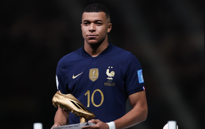 Real Madrid ofrece mil millones de euros por Mbappé