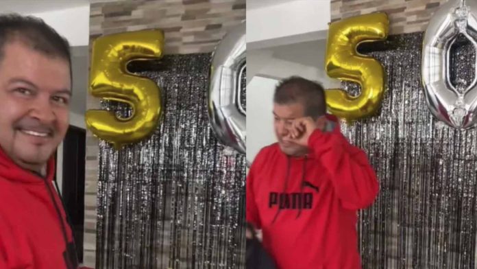 Hombre de 50 años llora al celebrar su primera fiesta de cumpleaños