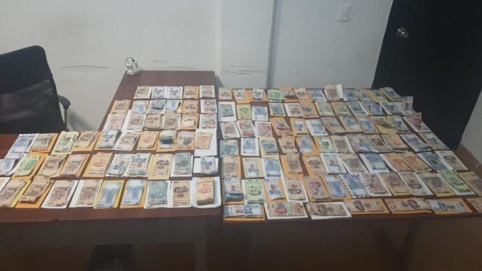 Cae un delegado más de Villa Guerrero, Edomex, por extorsión: Le aseguran 340 mil pesos que entregaría La Familia