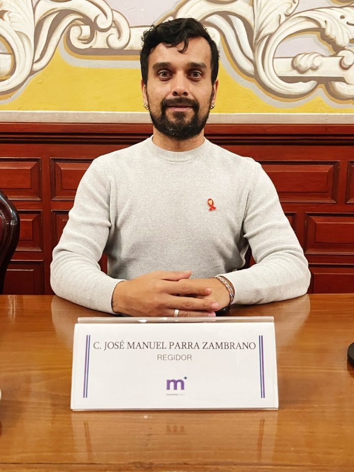 Da Regidor Manuel Parra voto de confianza al Ayuntamiento; ingresos por cobro de agua se apliquen en programas sociales y obras