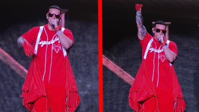 Video: Daddy Yankee llora durante su concierto en el Foro Sol