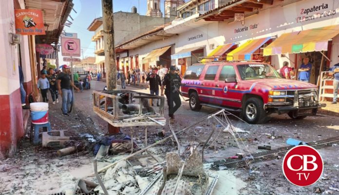 Video: Explota puesto con pirotecnia en el centro de Ario de Rosales