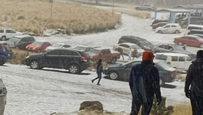 El Nevado de Toluca se viste de blanco en Navidad
