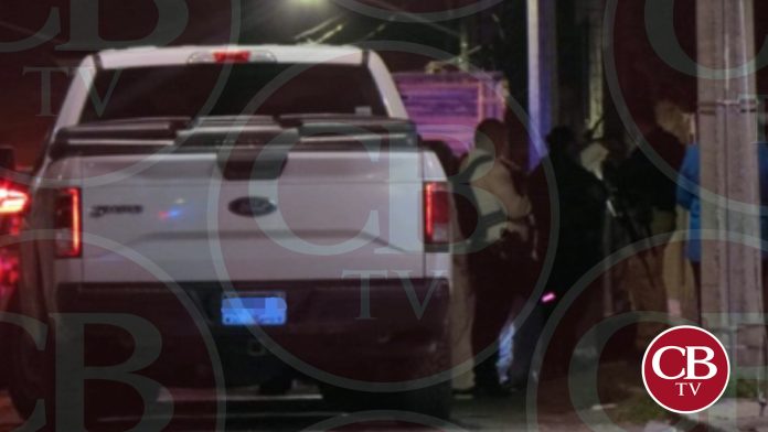 Dos hombres bebían y bailaban en la Navidad cuando fueron ejecutados