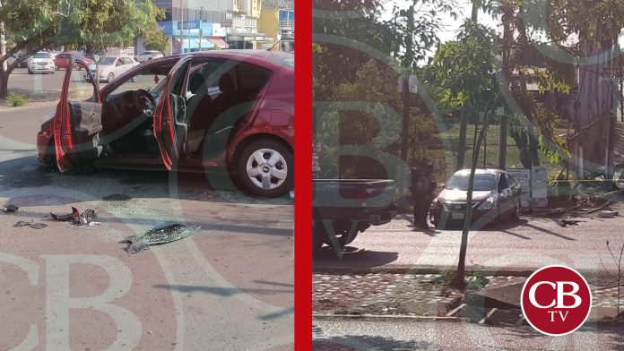 Mamá e hijos salen ilesos al chocar con un poste de Telmex