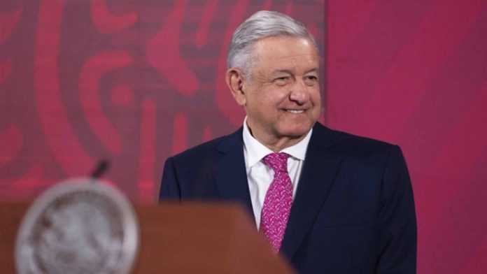 AMLO prevé que en 2023 la economía del país se consolide: “vamos a salir adelante”