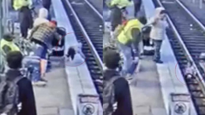 Mujer empuja a niña de 3 años a las vías del metro