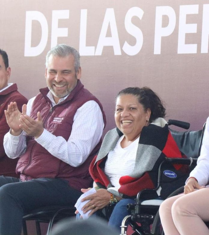 Personas con discapacidad recibirán pensión en Michoacán este 2023