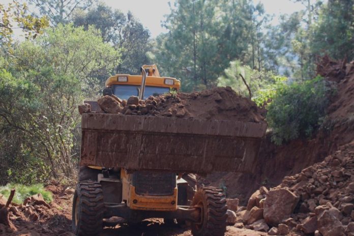 Este 2023, continuará rehabilitación de caminos rurales en Morelia