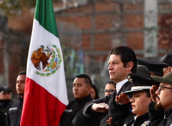 Recibe Policía Morelia, nuevo aumento salarial