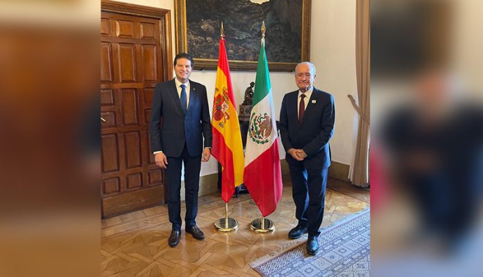 Afianzan Morelia y Málaga intercambio comercial, cultural y turístico