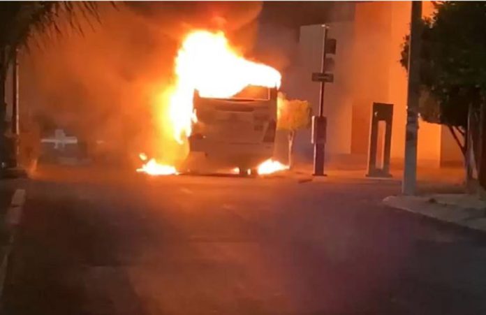VIDEO: Desatan violencia en cuatro municipios de Guanajuato