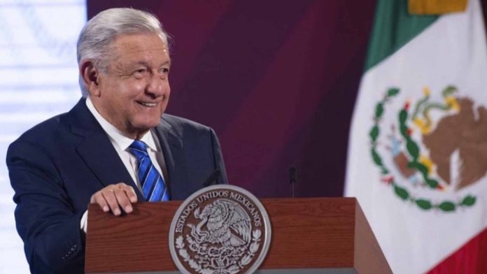AMLO asegura que nueva marcha a favor del INE busca socavar al gobierno