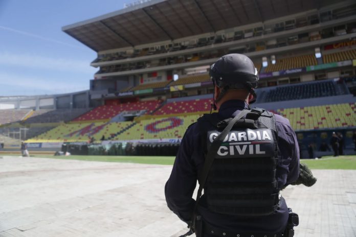 Operativo de seguridad en el concierto de Julión Álvarez