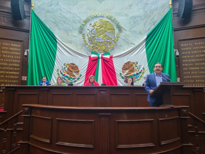 Urge claridad en la Ley sobre industria turística: Víctor Manríquez