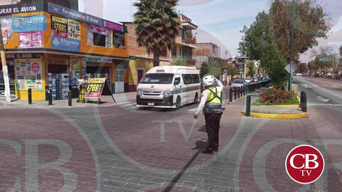 Dispositivo de tránsito por marcha de profesores en Morelia