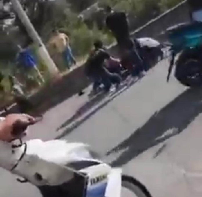 Balean a grupo de ciudadanos y mueren dos jóvenes en Jiquilpan