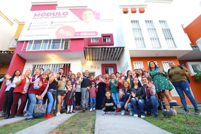 Juan Carlos Barragán promueve empoderamiento económico de las morelianas