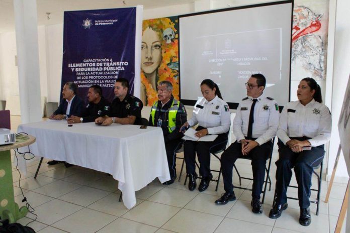 ¡Capacitan a elementos de tránsito municipal y seguridad pública en Pátzcuaro!