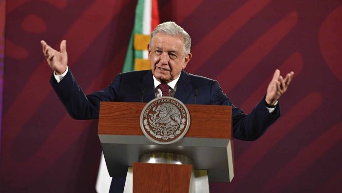 AMLO asegura que drogadicción es por falta de ‘apapacho y amor’