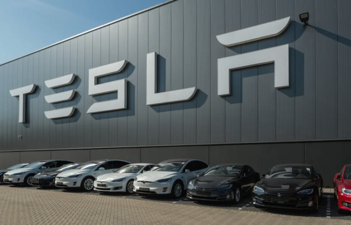 Tesla en México arranca contrataciones de personal