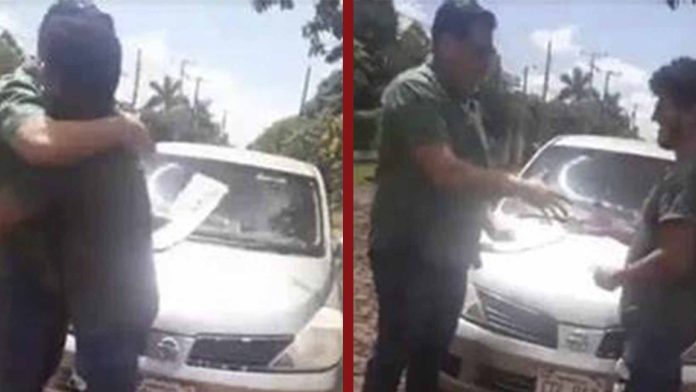 Hombre sortea su auto para pagar la cirugía de su hija y el ganador se lo regresa