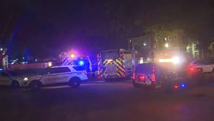 Niña de tres años dispara una pistola por accidente y mata a su hermana en Texas