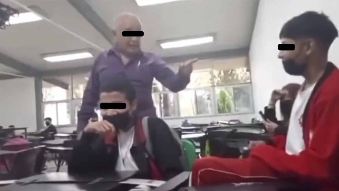 Profesor amenaza con golpear a un alumno en Hidalgo