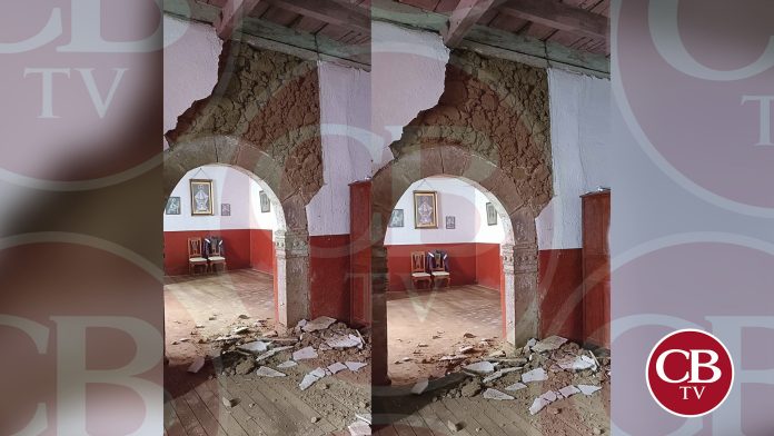 Temblor deja daños en la iglesia de Peribán