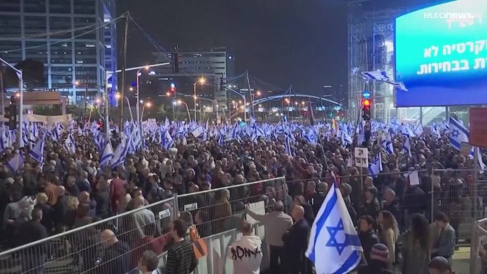 VIDEOS: Protestas masivas en Israel por la reforma judicial de Netanyahu
