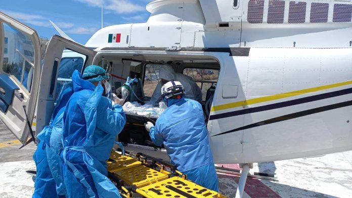 Con helicóptero de la SSP, Servicios Aéreos traslada de emergencia a menor por intoxicación