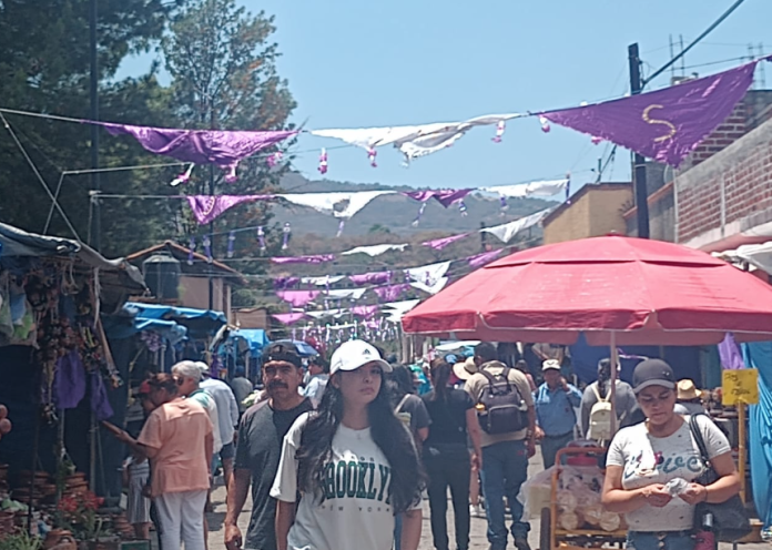 En Morelia menos turistas pero de los que gastan más