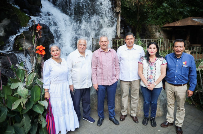 Entregan a San Pedro nombramiento como Barrio Mágico